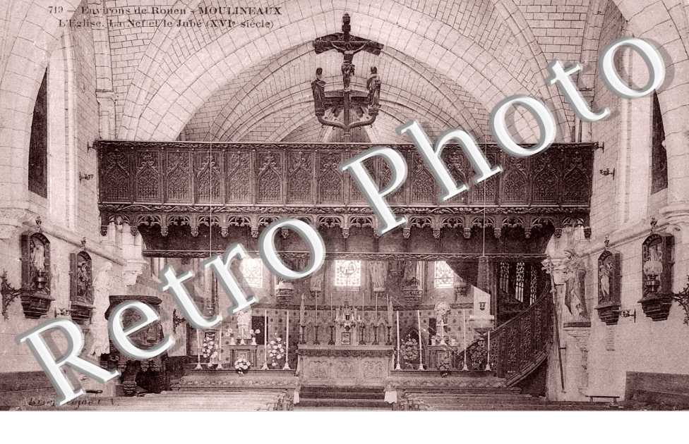 Interieur de l'eglise