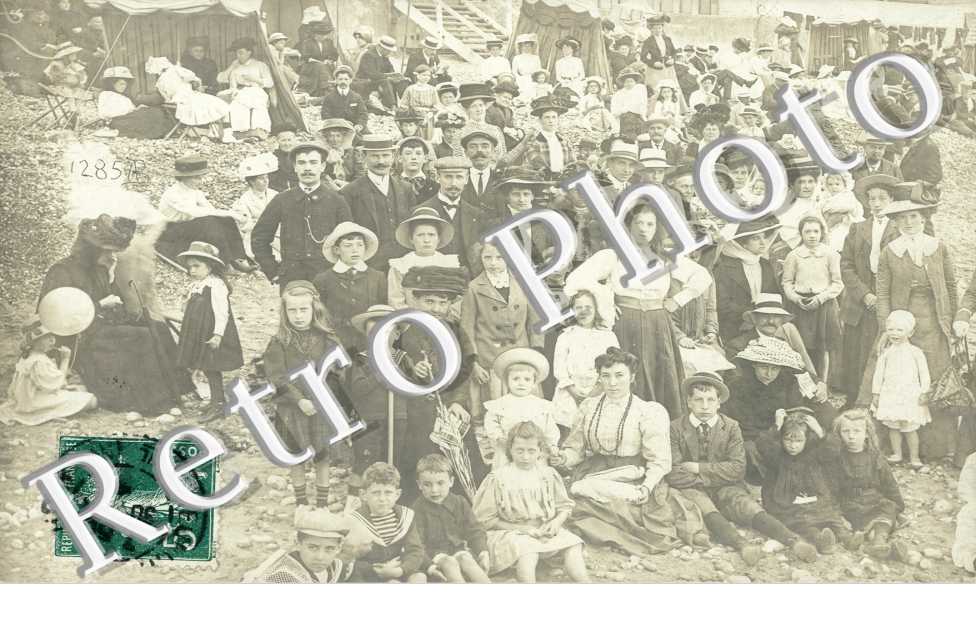 Groupe de Personnes le 29 aout 1909