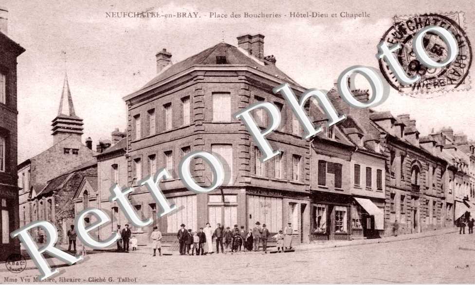 la Place des Boucheries, l&#039;Hotel-Dieu et la Chapelle
