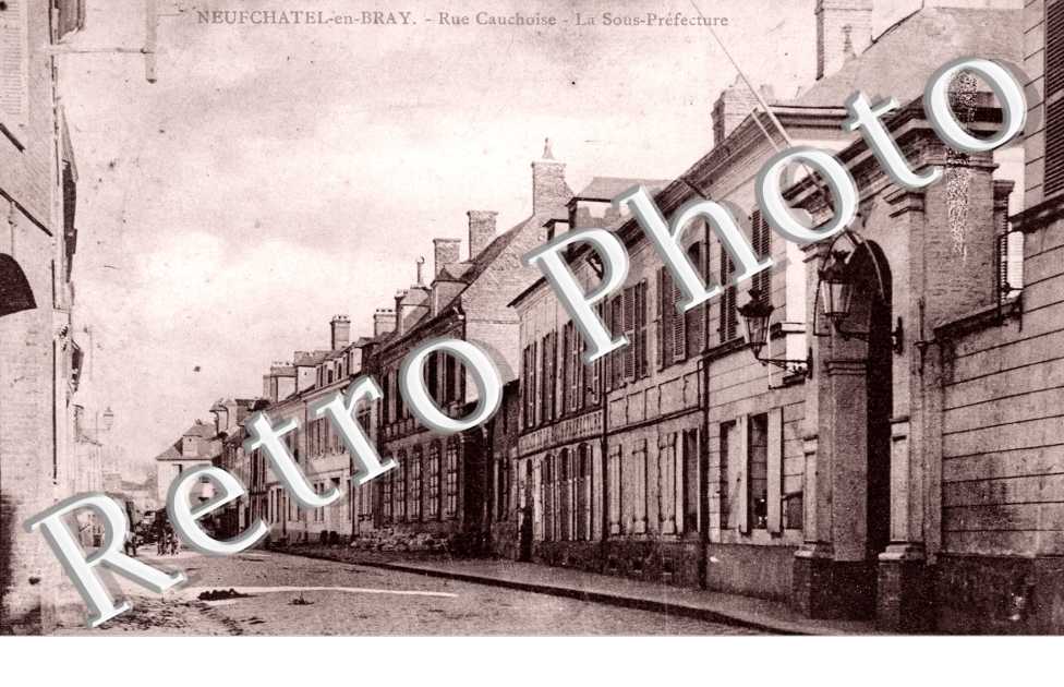 Rue Cachoise, la Sous-Prefecture