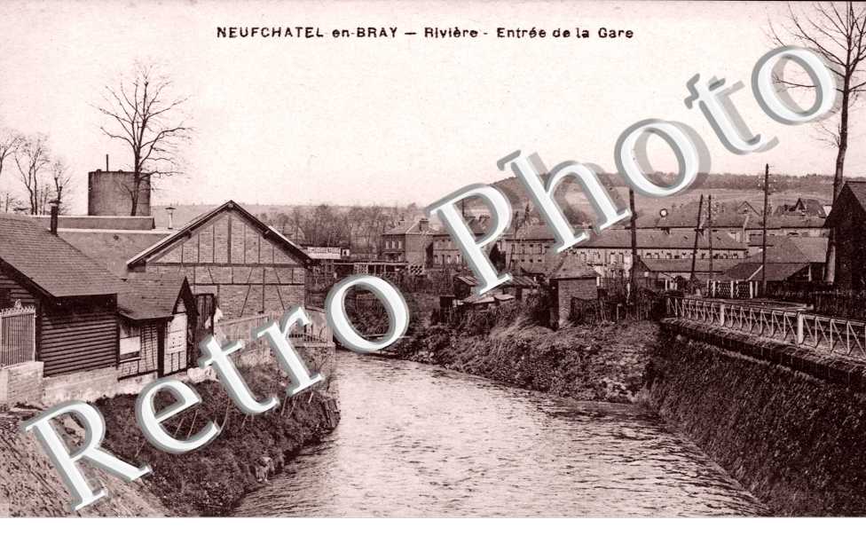Riviere, Entree de la Gare