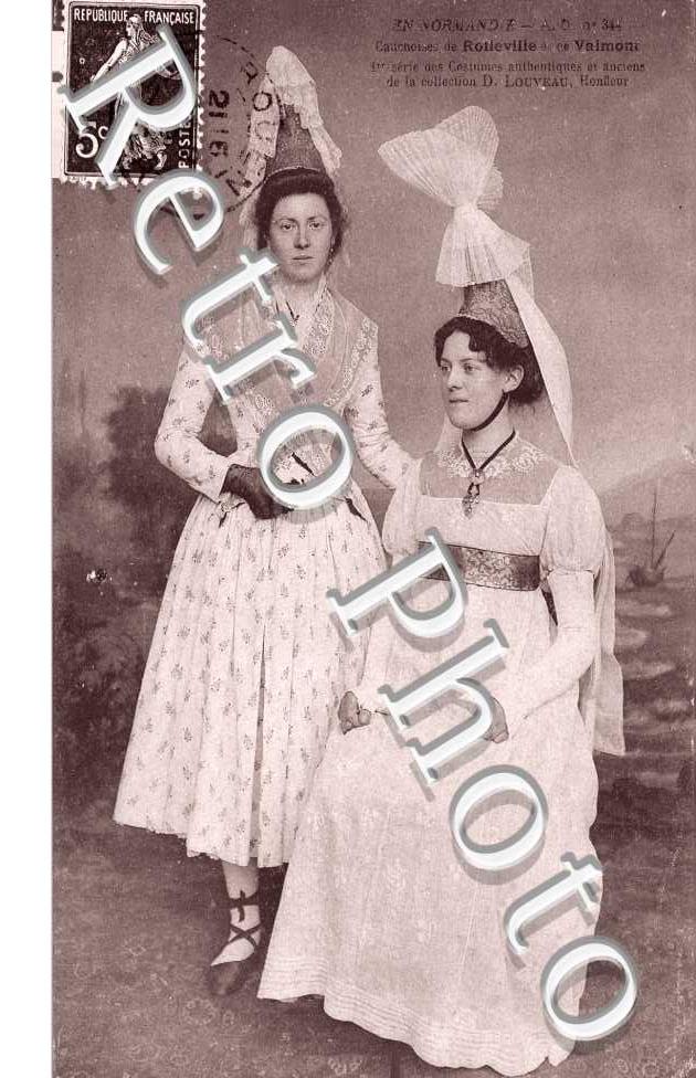 Folklore, jeunes filles