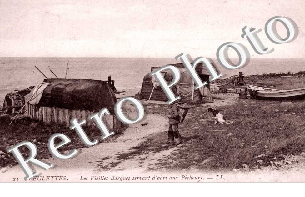 les Vieilles Barques servant d'abri aux Pecheurs
