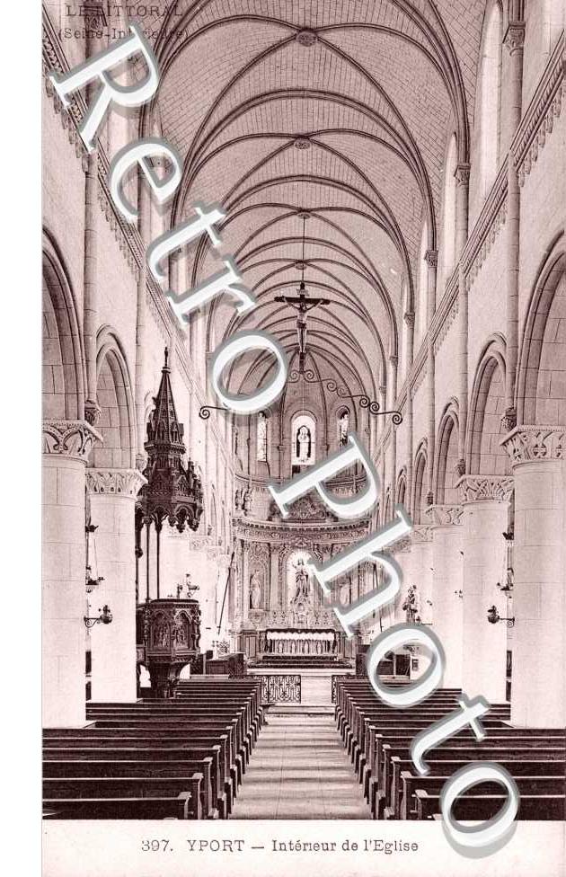 Interieur de l'Eglise
