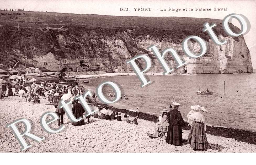 la Plage et la Falaise d'Aval