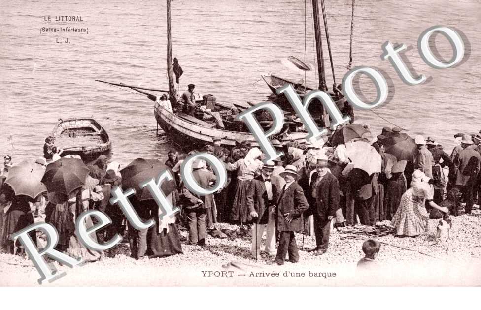 Arrivee d'une barque