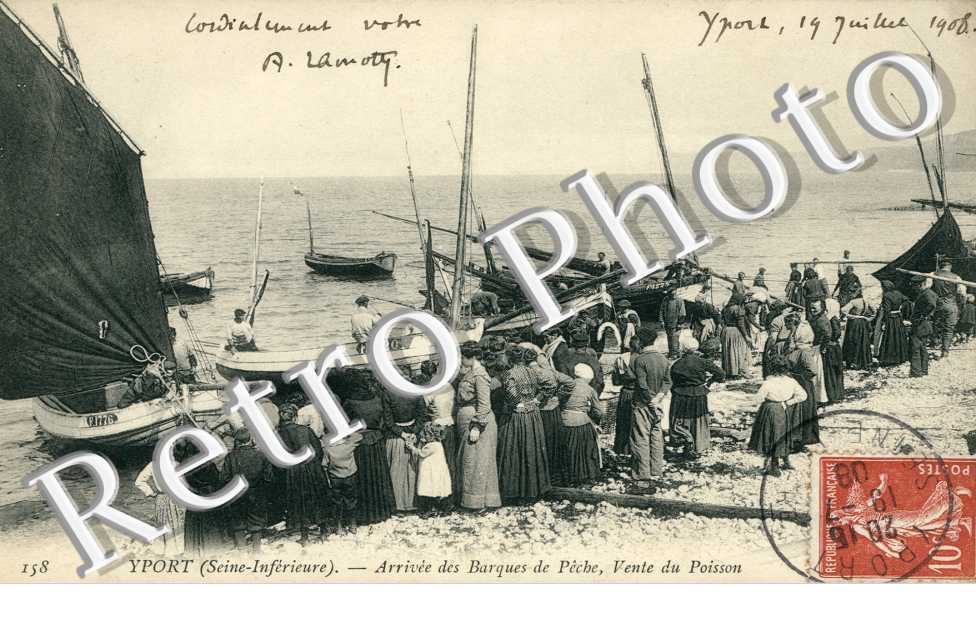 Arrivee des Barques de Peches, Vente du Poisson
