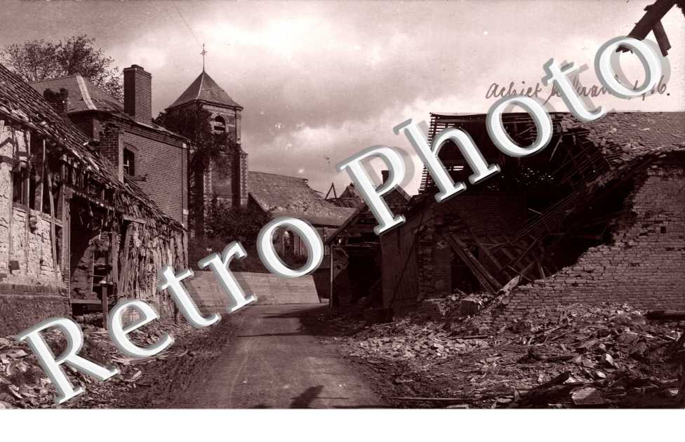 ( ruines )