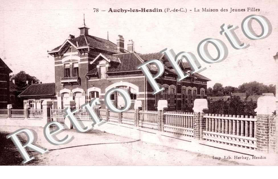 la maison des jeunes filles