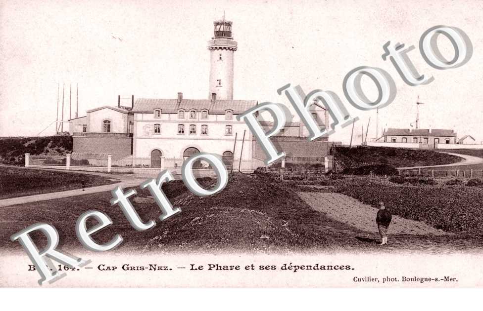 le phare et ses dependances