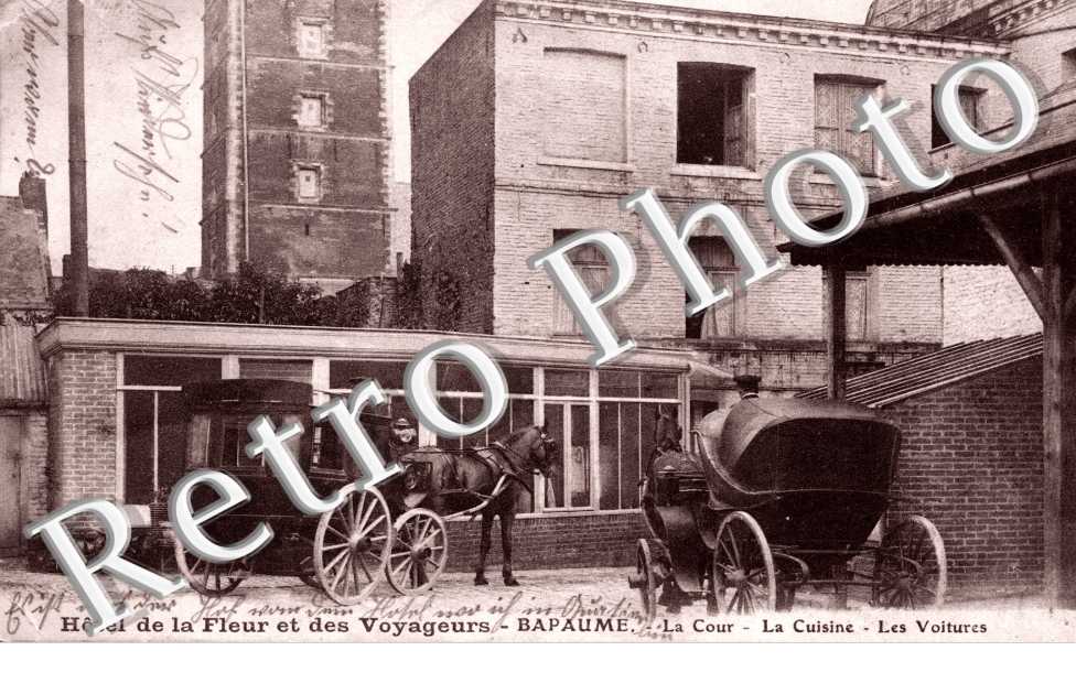 hotel de la Fleur et des Voyageurs, la cour, la cuisine, les voitures