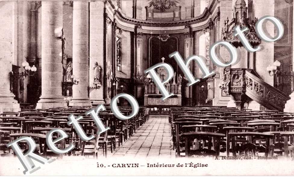 Interieur de l'eglise