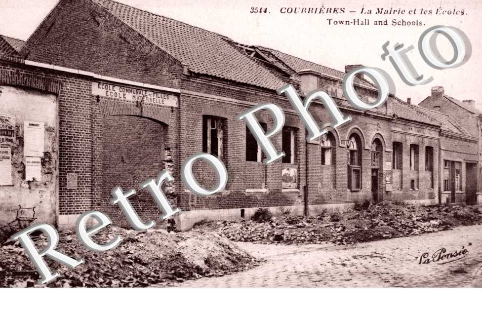 la mairie et les ecoles