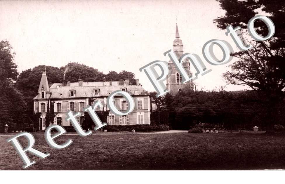 Le chateau et l&#039;Eglise