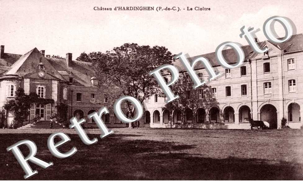 le chateau, le cloitre