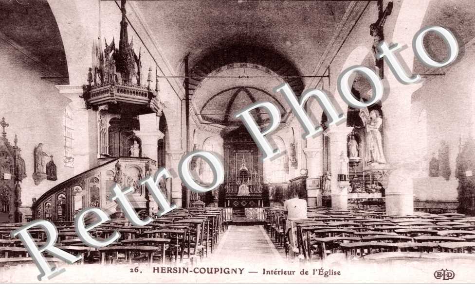 interieur de l&#039; eglise