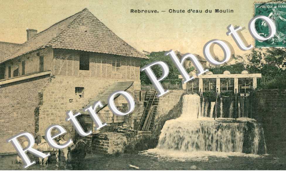 Chute d&#039;eau du moulin