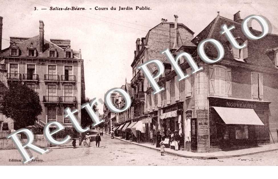la Cours du Jardin Public