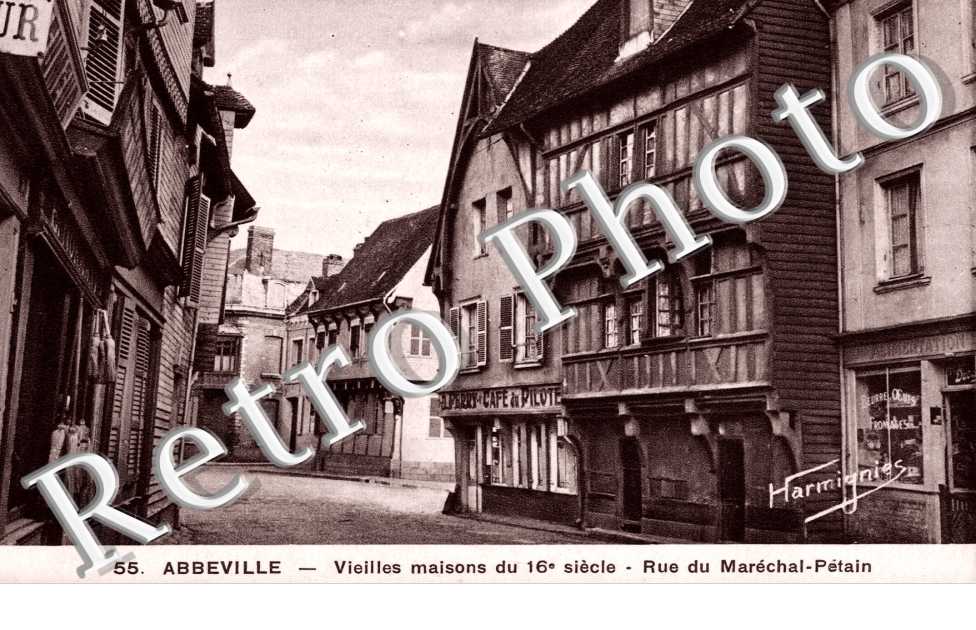 Vieilles Maisons, Rue du Marechal Petain
