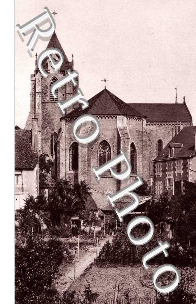 Le Clocher et l'Abside de l'Eglise