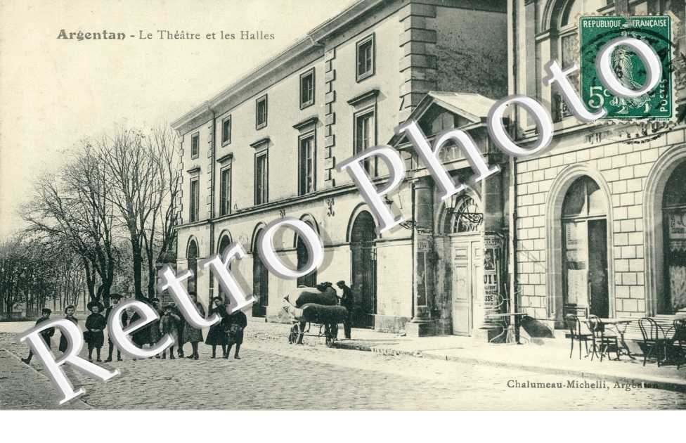 le theatre et les halles