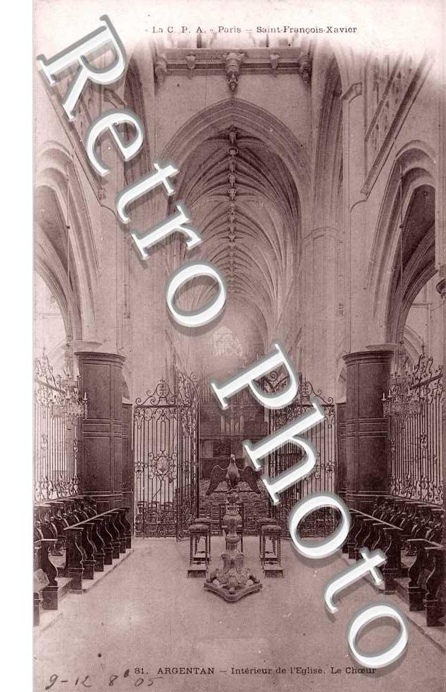 Interieur de l'Eglise
