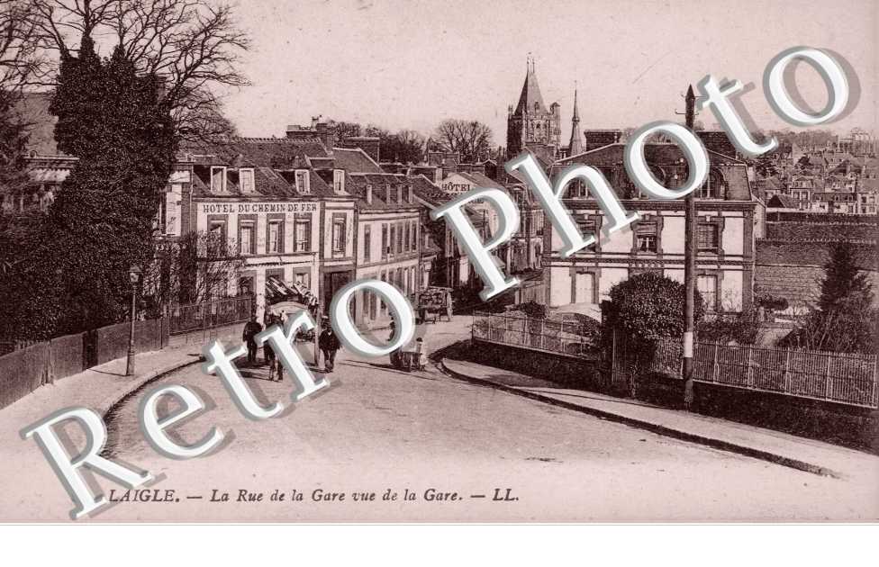 La Rue de la Gare vue de la Gare