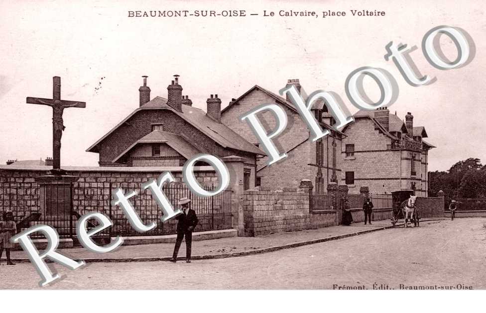 Le Calvaire, Place Voltaire