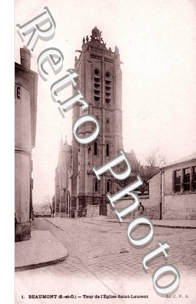 Tour de l&#039;Eglise Saint Laurent