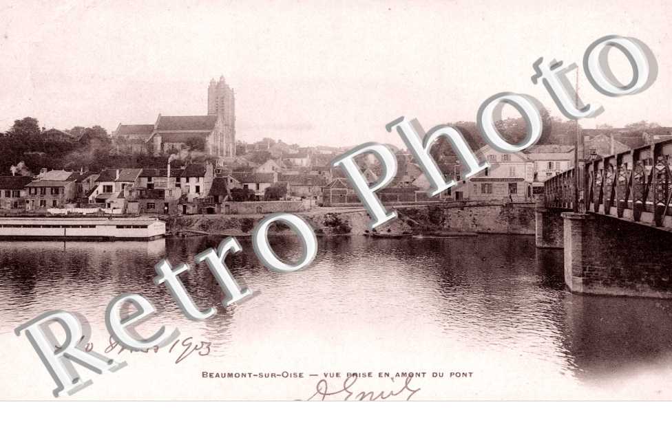 Vue prise en amont du Pont