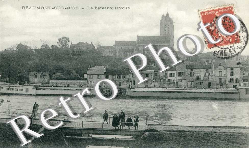 Les Bateaux Lavoirs