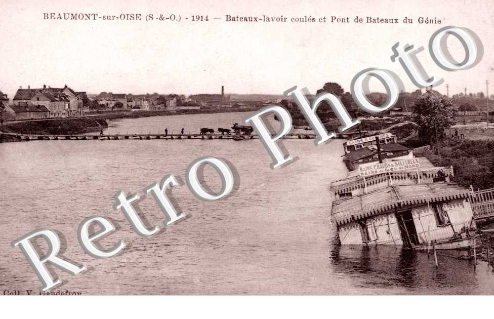 bateaux lavoir coule et pont de bateaux du genie
