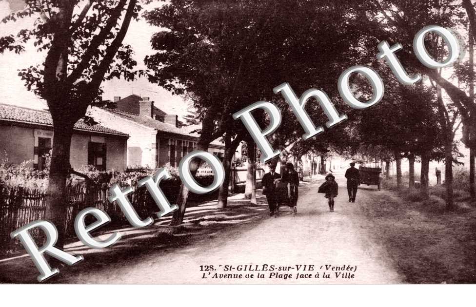 l'Avenue de la Plage face à la Ville