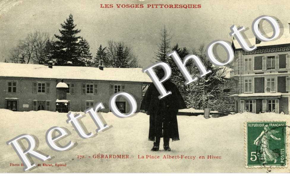 la place Albert Ferry en hiver