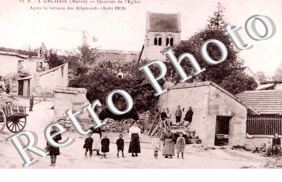 quartier de l&#039;eglise apres la retraite des allemands (aout 1918)
