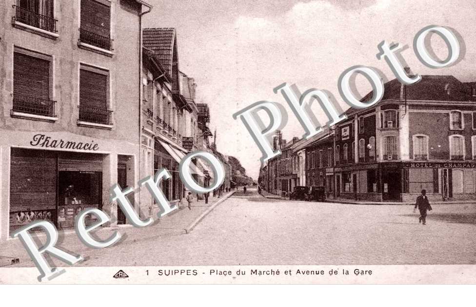 Place du Marche et Avenue de la Gare