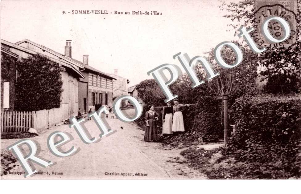 Rue au dela de l&#039;eau