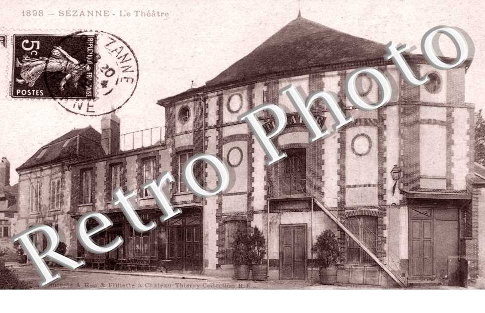 Le Theatre
