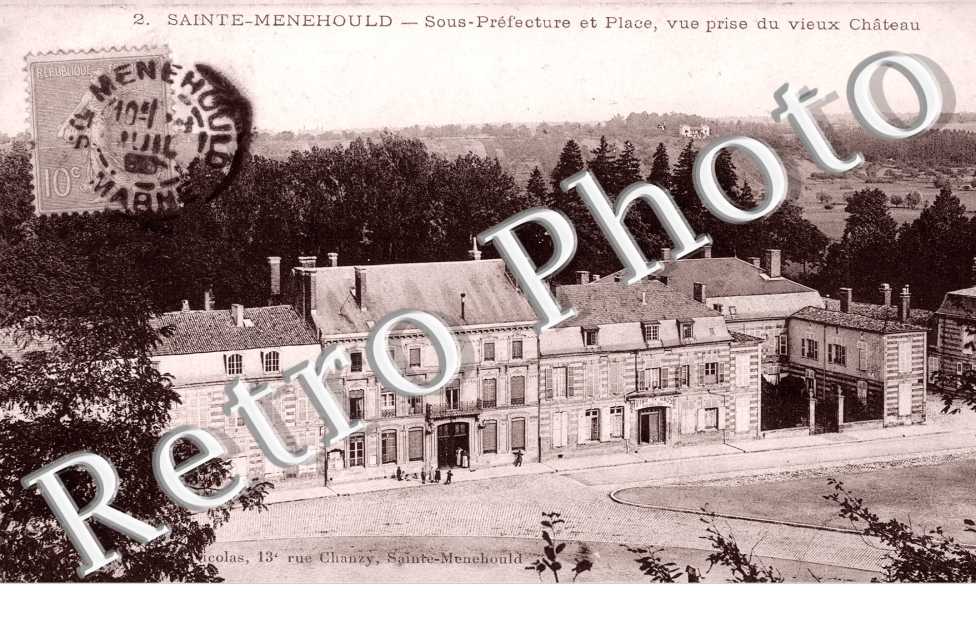 Sous prefecture et Place