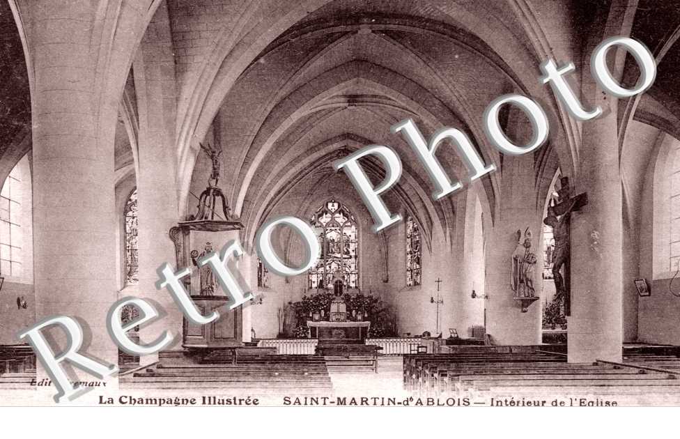 Interieur de l&#039;eglise