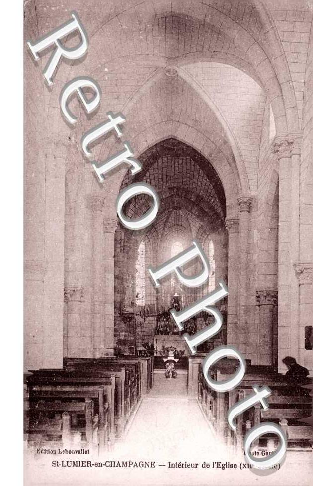 intérieur de l&#039;église 