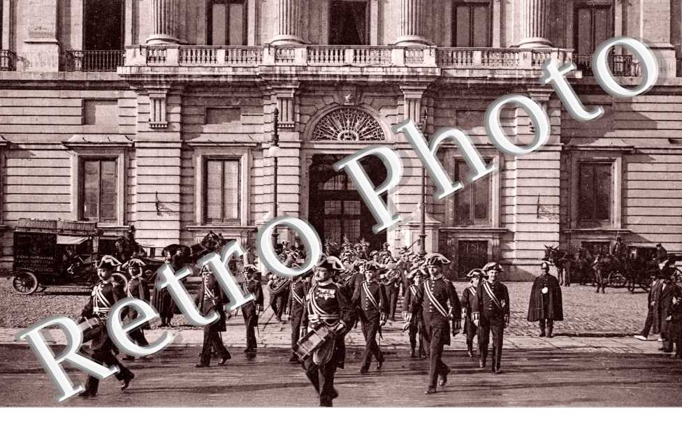 Palacio Real - Los Alabarderos