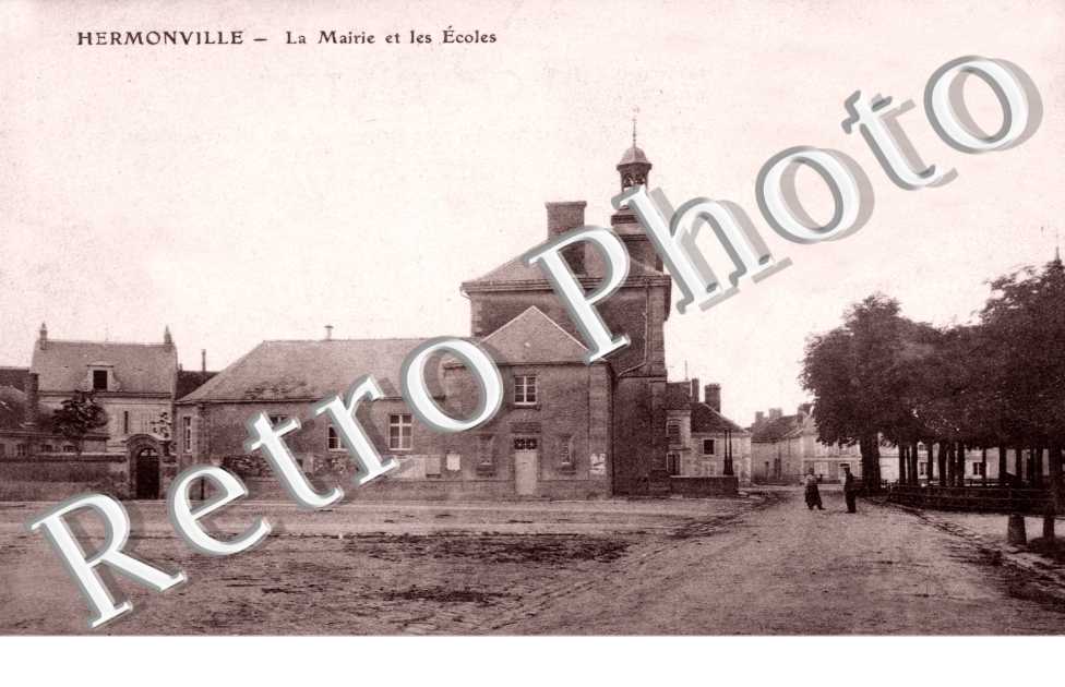 la mairie et les ecoles