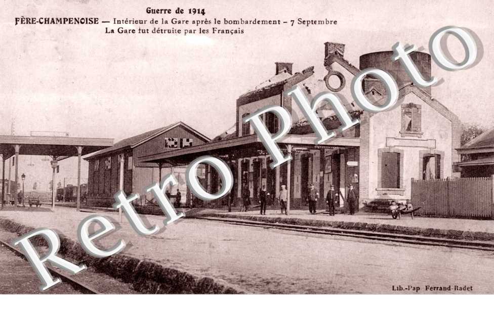 Interieure de la Gare apres le bombardement