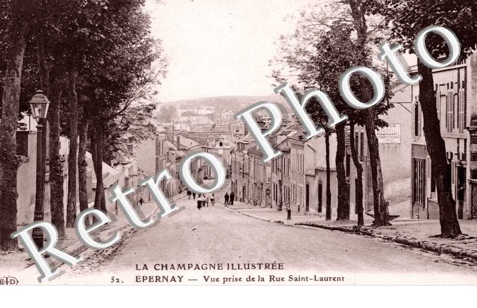 Vue prise de la Rue Saint-Laurent