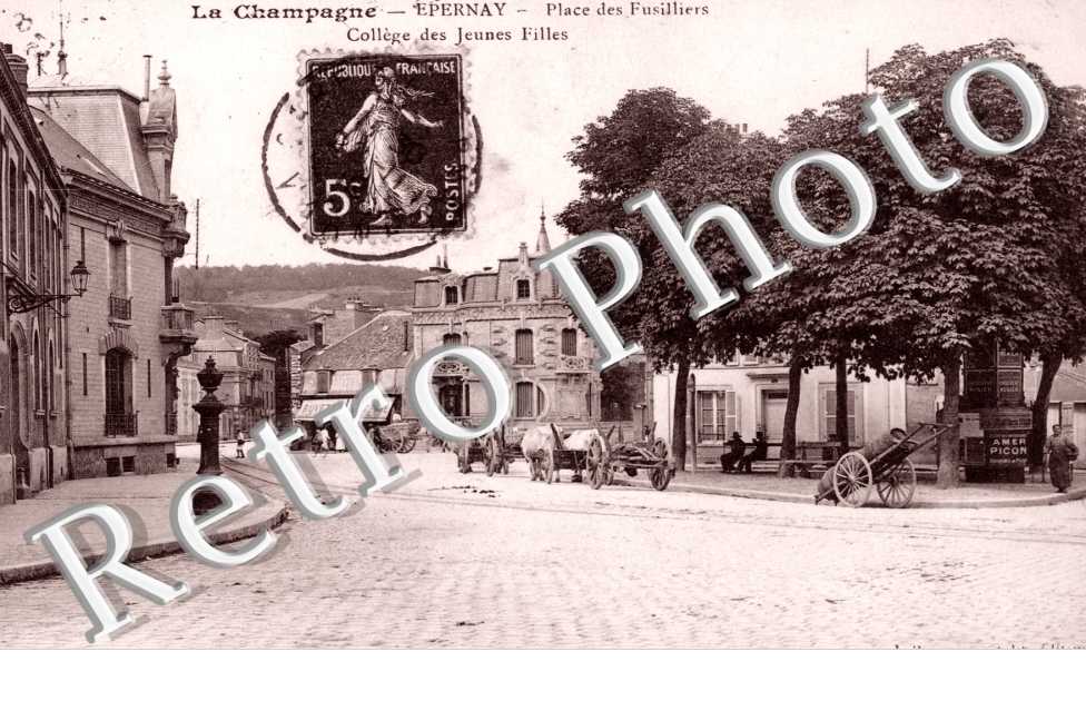 Place des Fusilliers, College de Jeunes Filles