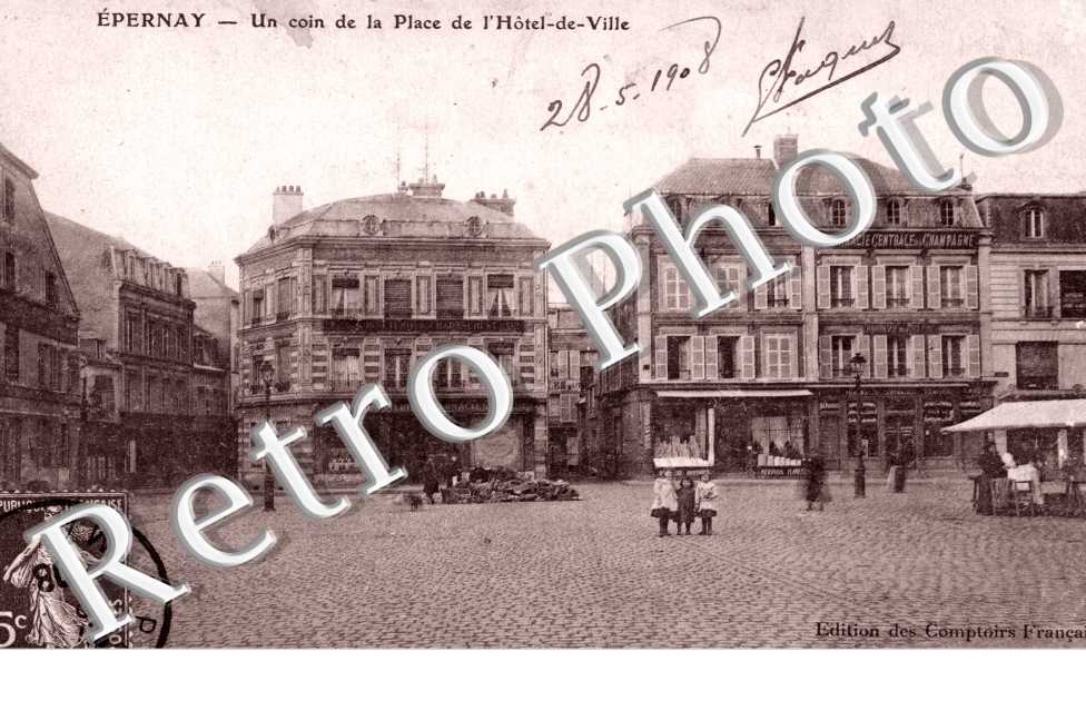 place de l&#039;hotel de Ville