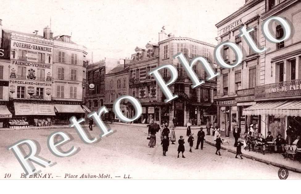 Place Auban-Moët