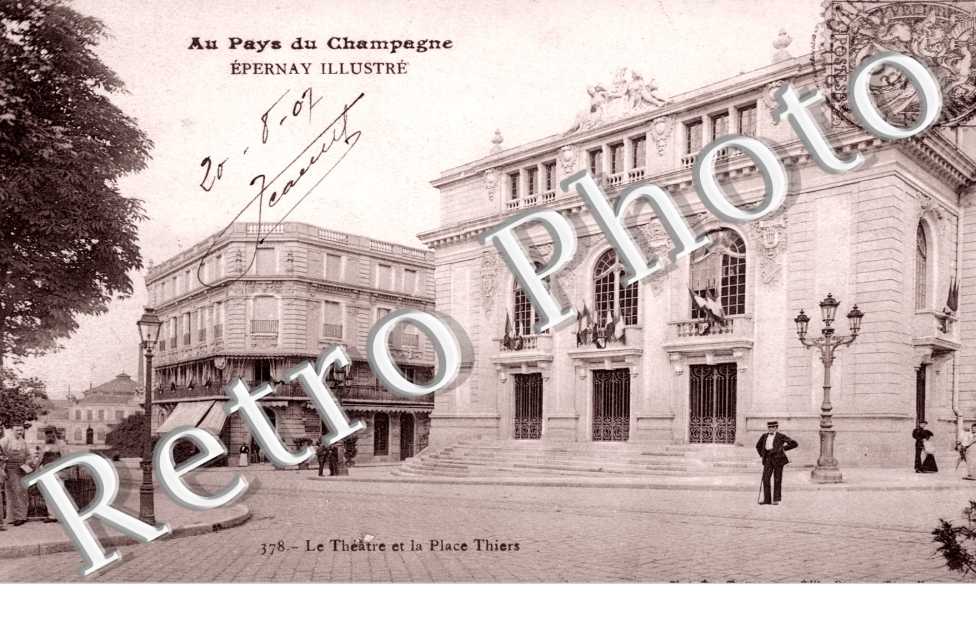 Theatre et Place Thiers