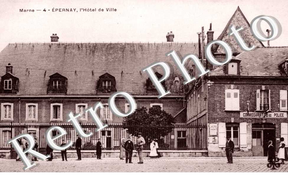 HOTEL DE VILLE